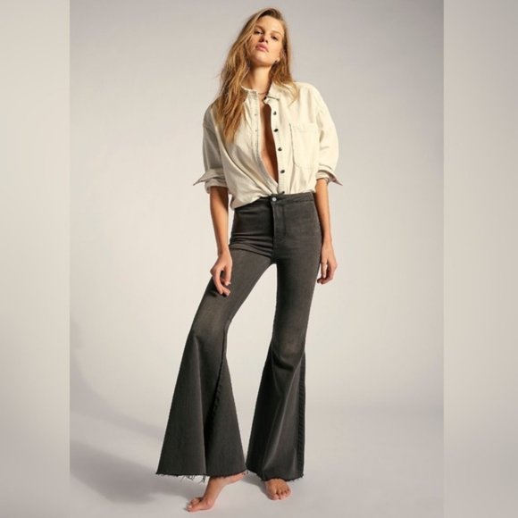 Free People Denim - 🌟 FREE PEOPLE JUST FLOAT ON FLARE JEANS NWT  🌟